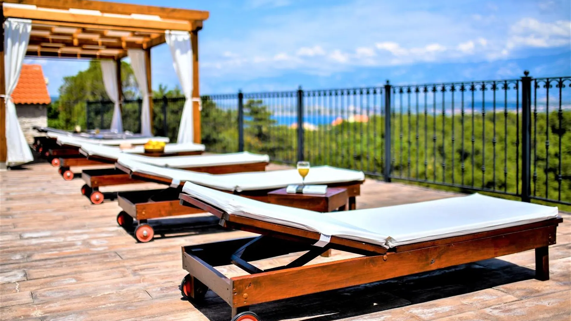 Dreamview & Heated Pool At Lucija 2 Daire Novigrad
